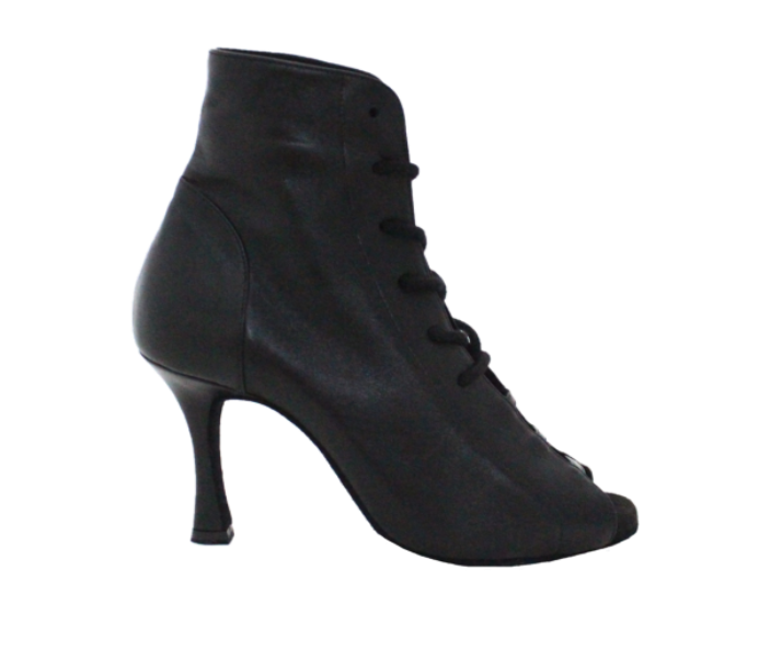 Dance Naturals Zovane